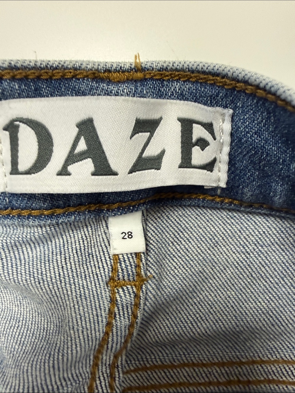 DAZE Women's Medium Blue High-Rise Flare Jeans - Picture 3 of 3